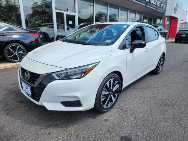 2022 nissan versa 1.6 sr