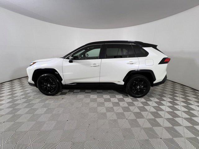 2022 toyota rav4 hybrid se