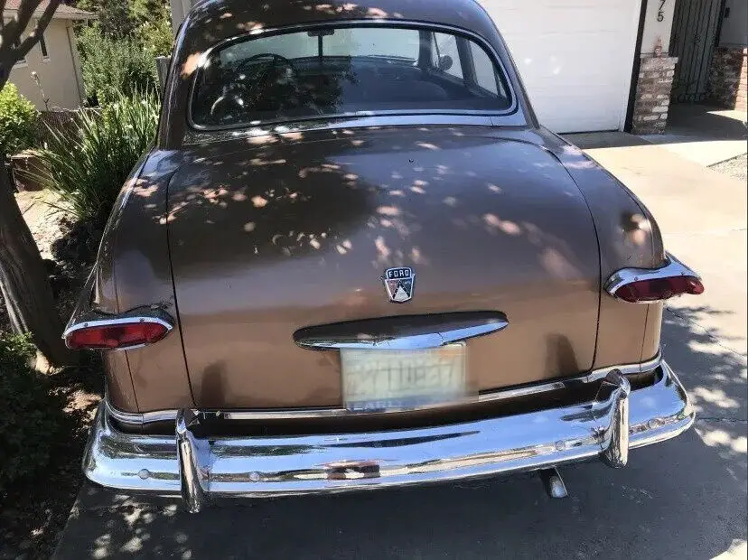 1951 ford 3 on the tree manual rwd sedan flathead v8 skirts & custom chrome