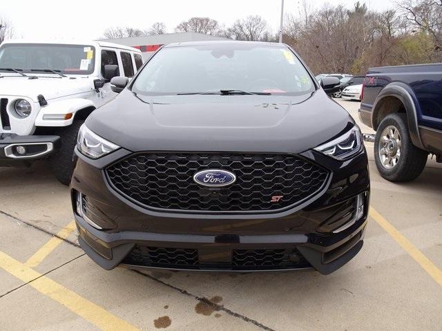 2021 ford edge st