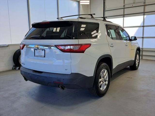 2018 chevrolet traverse lt cloth