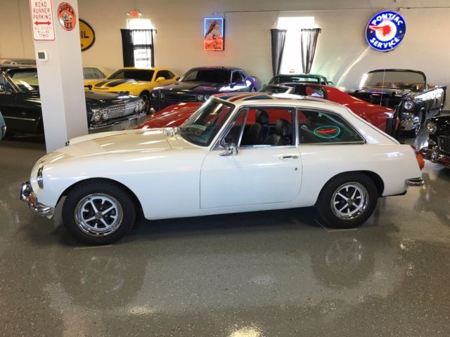 1974 mgb gt (rare grand touring) - rust free, solid and mostly original