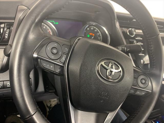 2019 toyota camry l