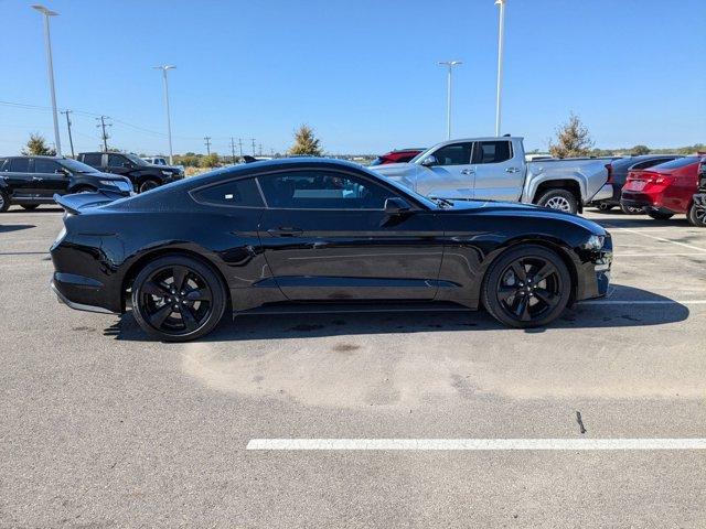 2022 ford mustang gt