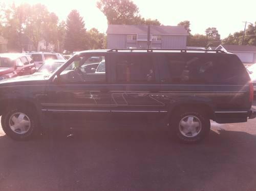 1996 gmc suburban for sale in grand forks, north dakota
