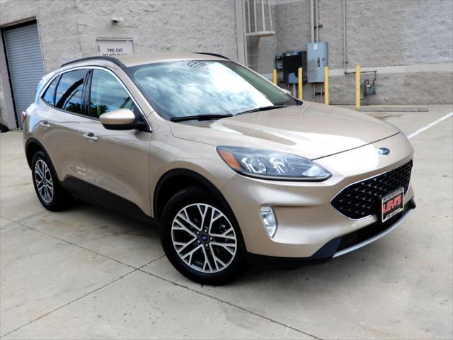 2020 ford escape sel