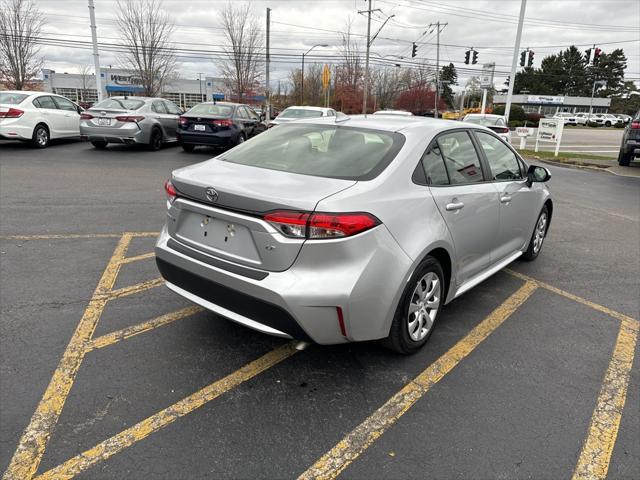 2022 toyota corolla le