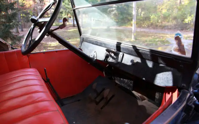 nice project, decent top and upholstery. complete car. extras. make a runner