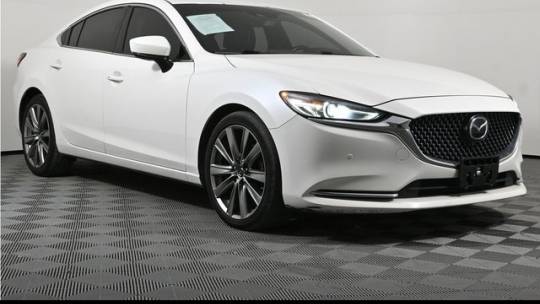 2018 Mazda signature