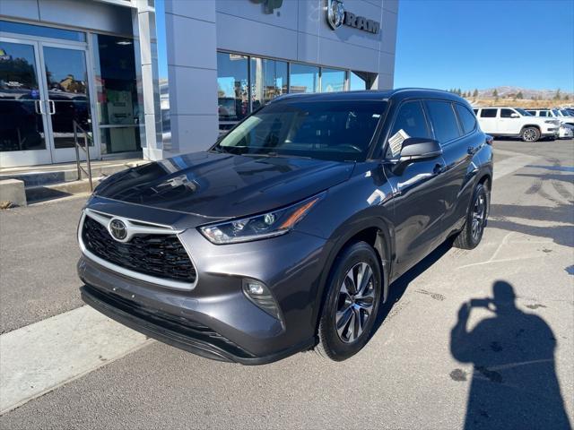 2021 toyota highlander xle
