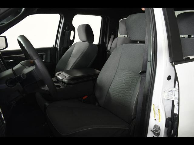 2021 ram 1500 classic warlock quad cab 4x4 6'4' box