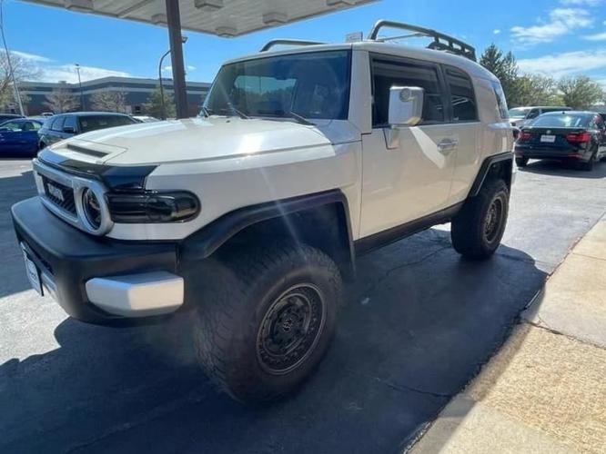 2010 toyota fj cruiser sport utility 2d in omaha, nebraska