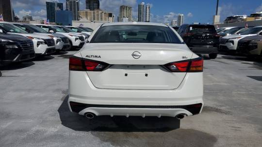 2025 Nissan Altima