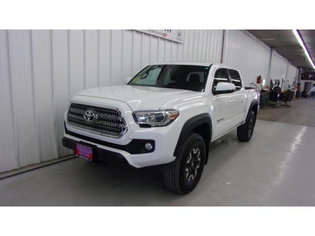 2017 toyota tacoma sr5 v6 4x4 sr5 v6 4dr double cab 5.0 ft sb for sale in sheridan, wyoming