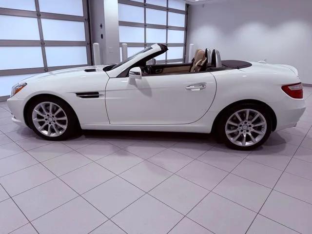 2016 mercedes-benz slk-class slk300 roadster