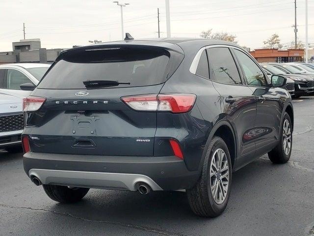2022 ford escape sel