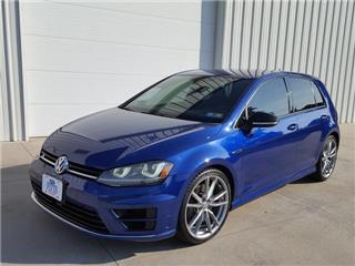 2017 Volkswagen Golf R 4motion