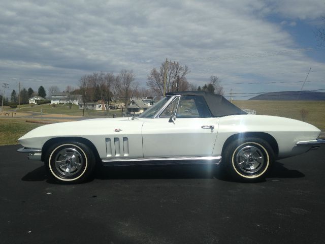 1966 chevrolet corvette convertible #s matching 300hp 4 speed
