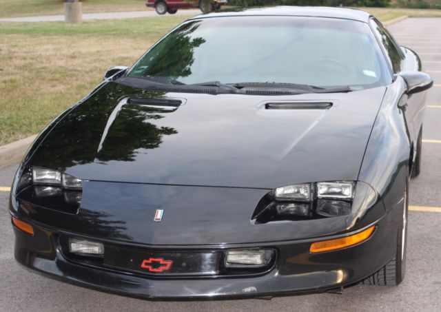 1994 chevrolet camaro z28 coupe 2-door 5.7l 6 speed lt1 excellent conditon!