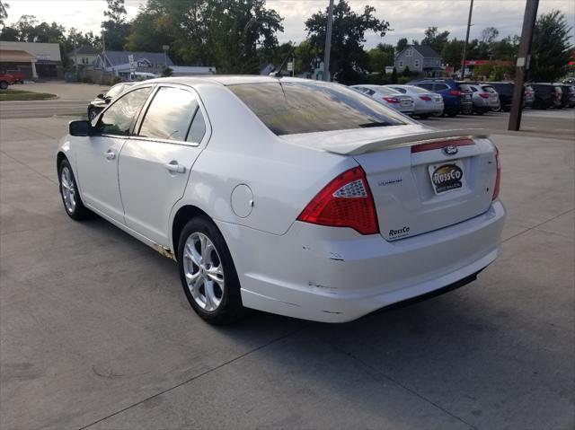 2012 ford fusion se