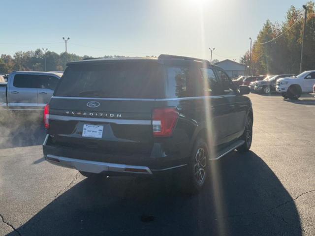 2022 ford expedition xlt