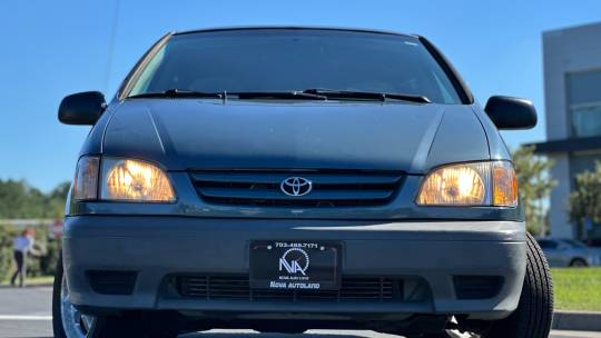 2002 Toyota Sienna