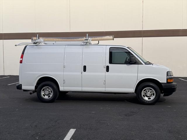 2020 chevrolet express 2500 g2500