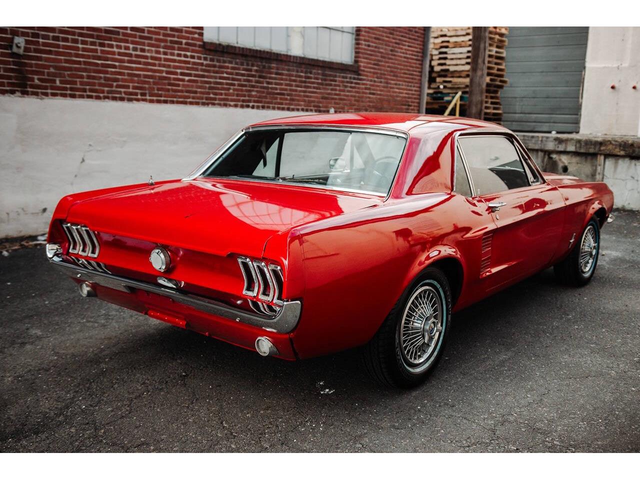 1967 ford mustang
