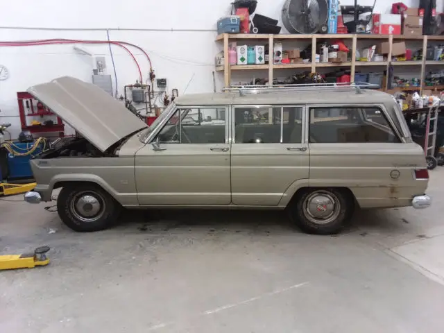 1964 jeep wagoneer