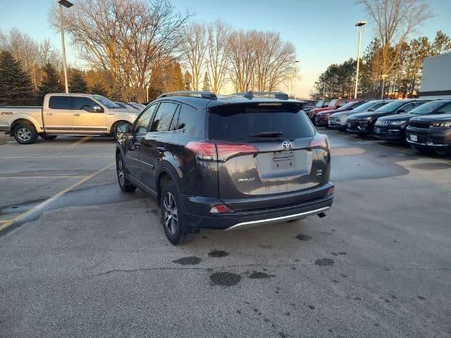2018 toyota rav4 xle in green bay, wisconsin