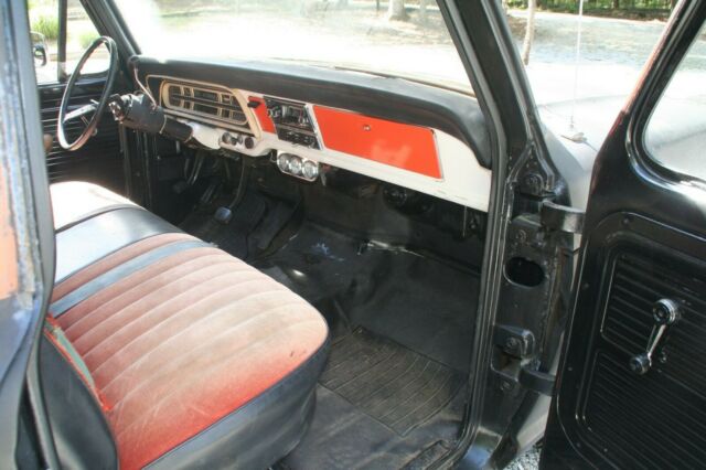 1972 ford f100 - short bed - inline six- automatic- power steering