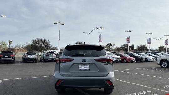2024 Toyota Highlander