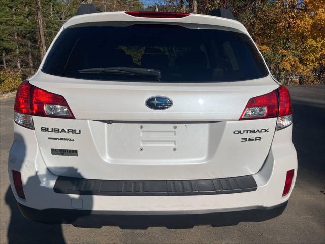 2012 subaru outback 3.6r limited