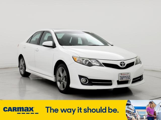 2013 toyota camry se