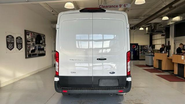 2022 ford transit-250 base
