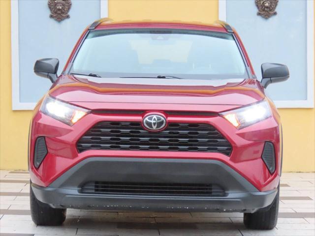 2021 toyota rav4 le