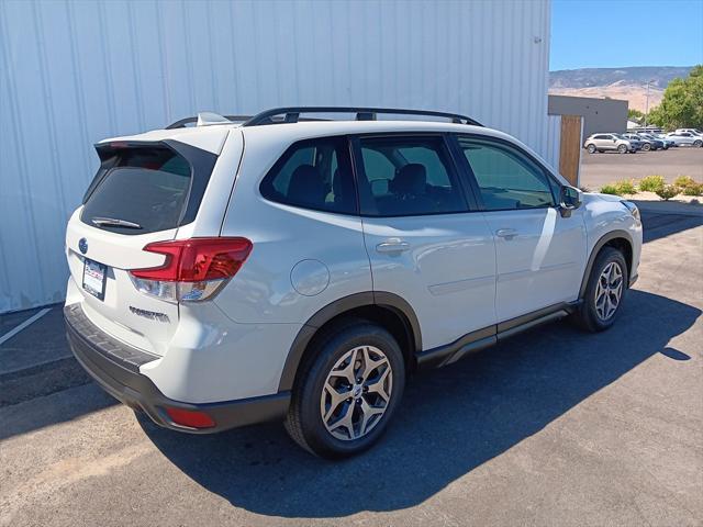 2023 subaru forester premium