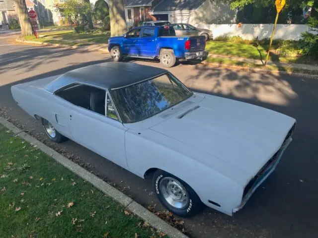 1970 plymouth gtx, hard top,440, 727 trans, ac,fender tag,number matching motor