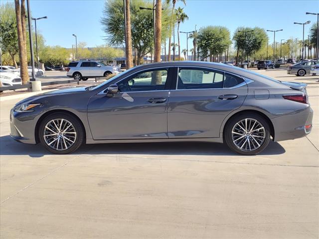 2023 lexus es 300h base