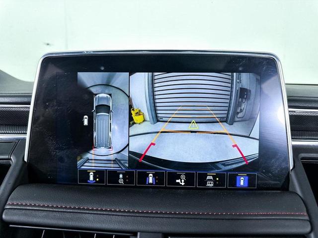 2023 chevrolet suburban rst