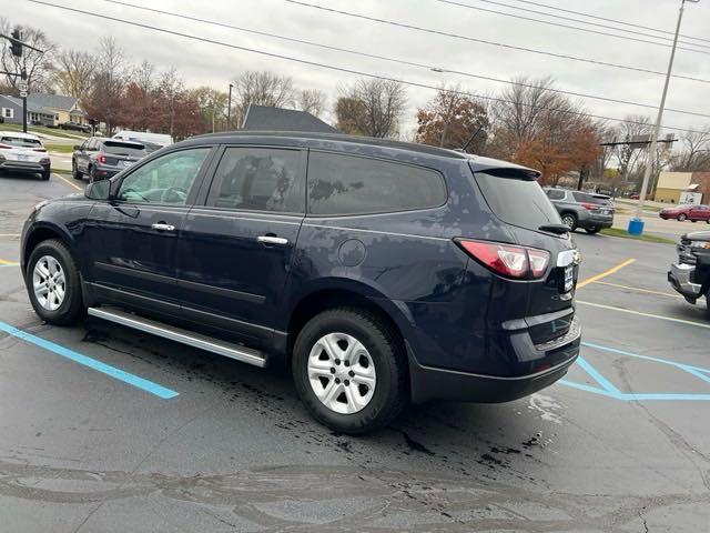 2015 chevrolet traverse ls