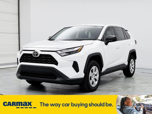 2023 toyota rav4 le