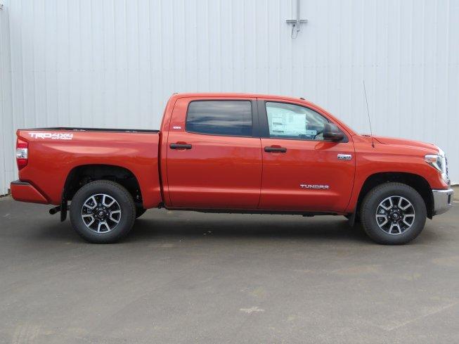 2018 toyota tundra 4x4 crewmax sr5 for sale in laconia, new hampshire