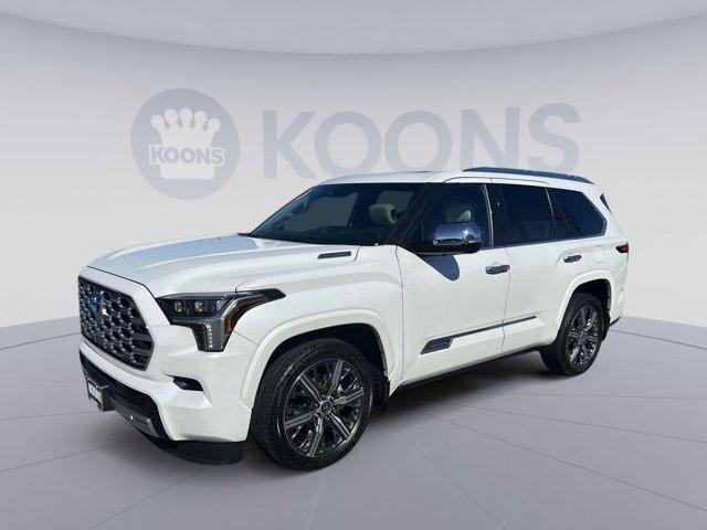 2023 toyota sequoia base