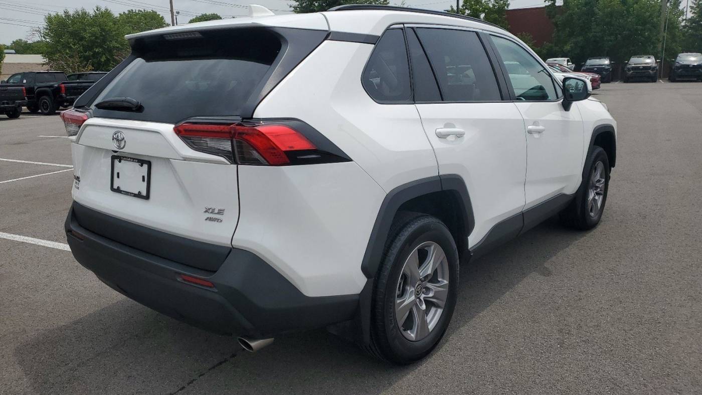 2024 toyota rav4 xle
