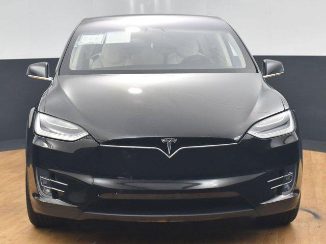 2019 tesla model x standard range