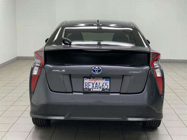 2018 toyota prius three touring