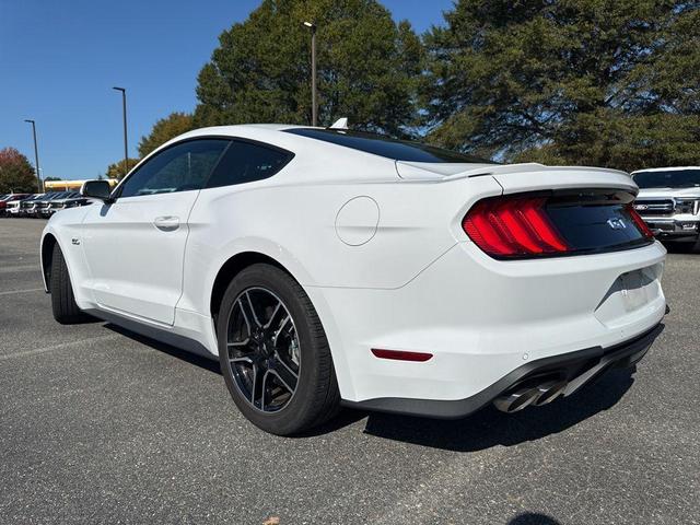 2021 ford mustang gt