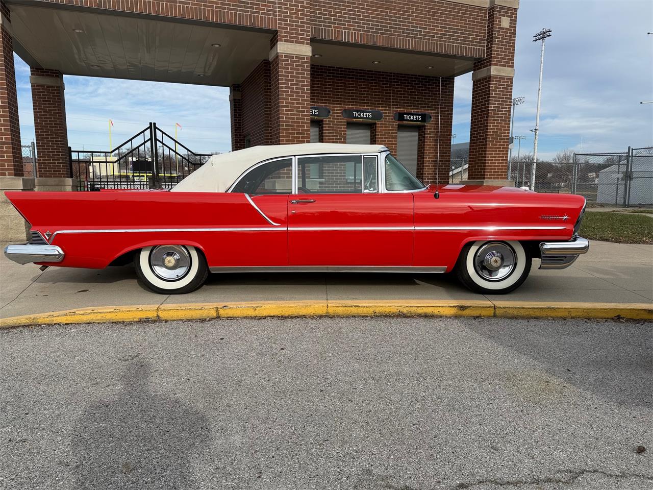 1957 lincoln premiere