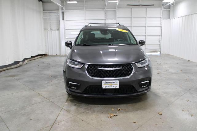 2022 chrysler pacifica touring-l